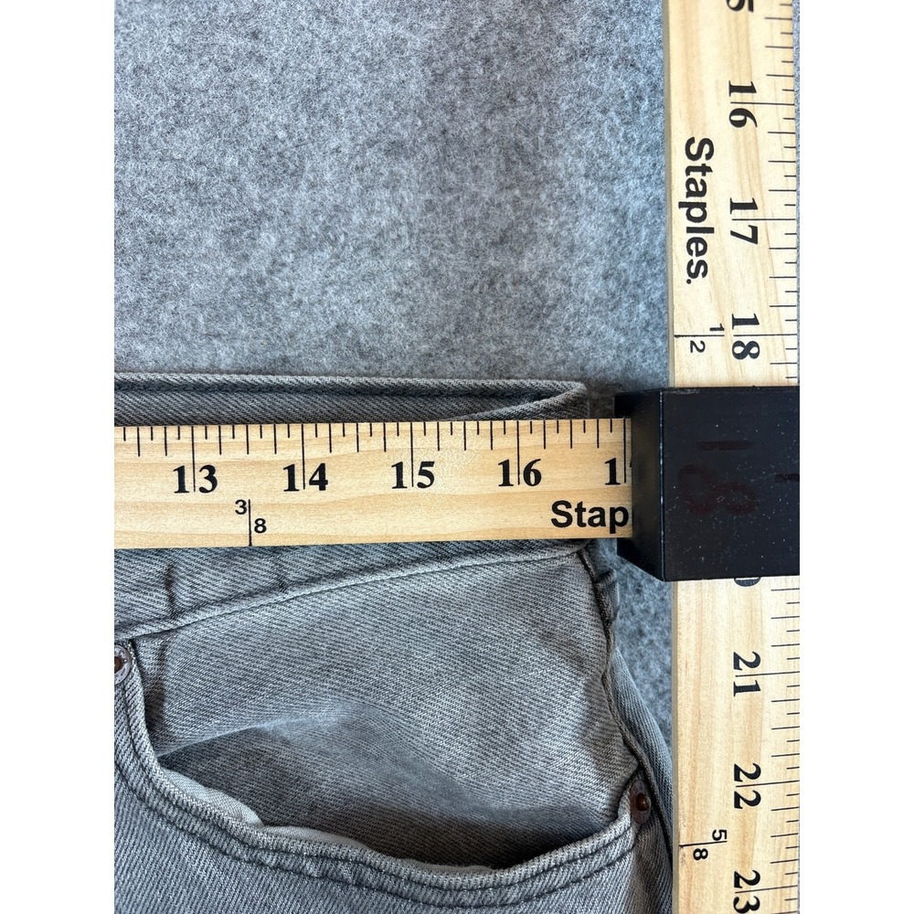 Levis 501 Denim Straight Jeans Mens 33x31 Gray Washed Button Fly Red Tab USA - Picture 6 of 8